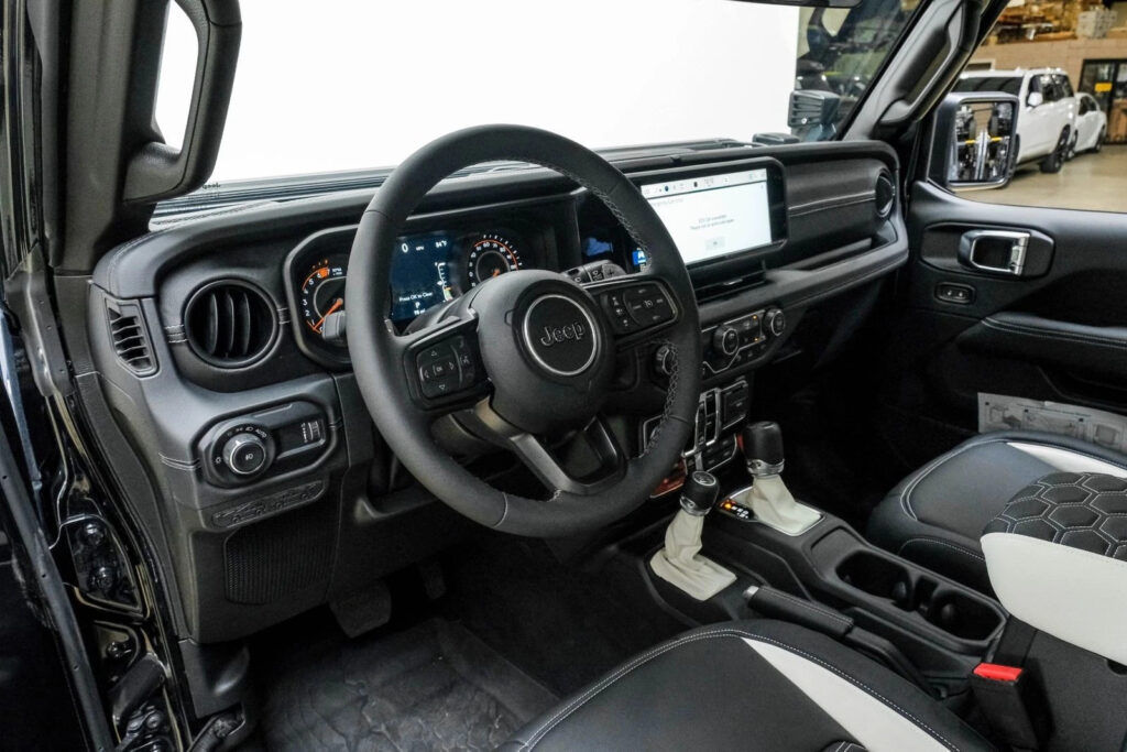 2025 Jeep Wrangler Unlimited Rubicon 392 Final SKY Top,dupont Kevlar