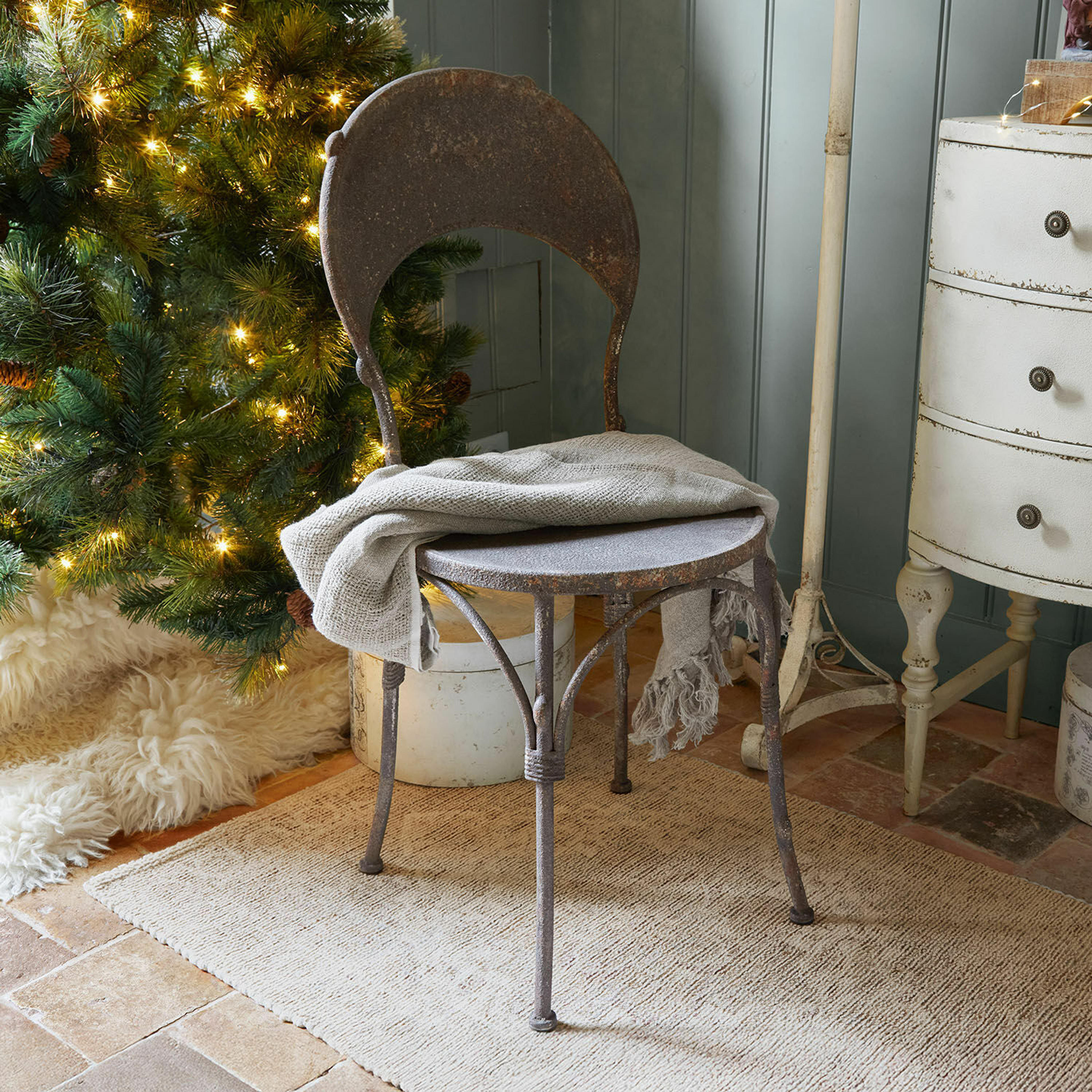 Chaise Delivora