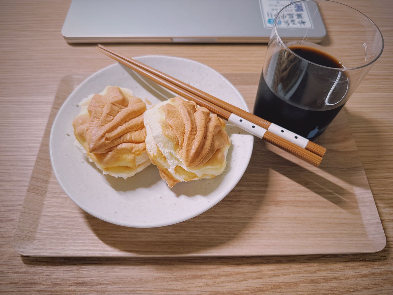 仙贝蛋糕和咖啡