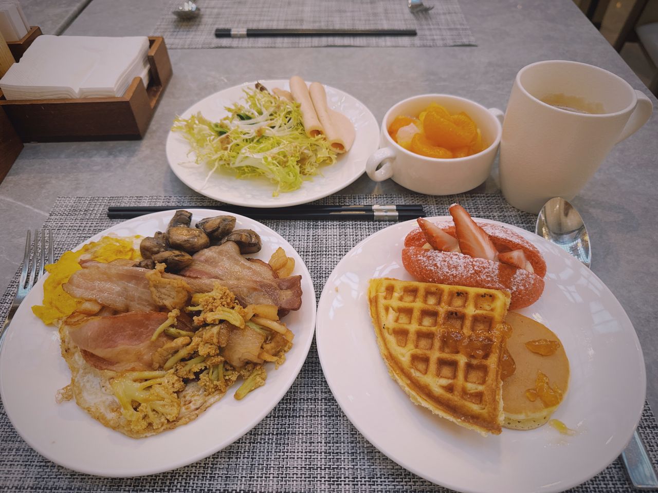 酒店自助早餐