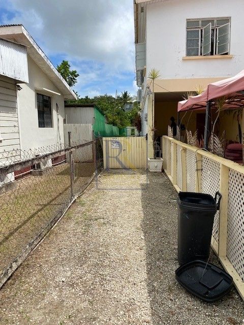 Paynes Bay, St. James - 1 bedroom apartment for rent