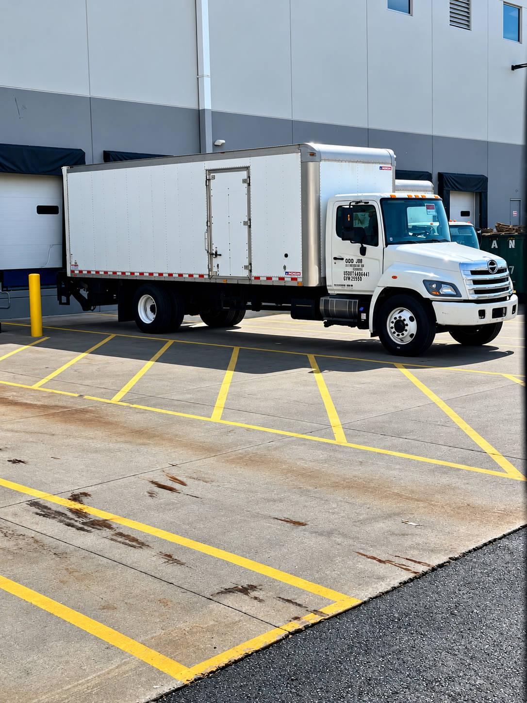 Our box truck pulls up on time for warehouse pickups.
