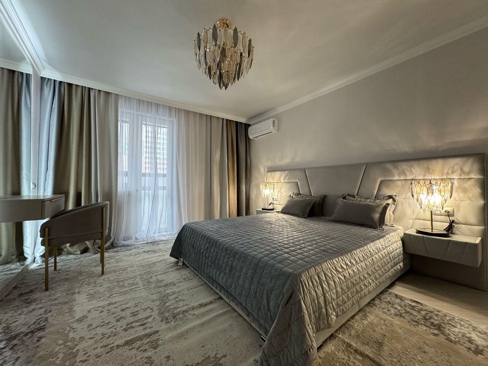 This elegant and spacious family apartment is located in the vibrant city of Kazan, Russia. The property boasts ample living space, perfect for families looking for comfort and style. With a modern design and high-quality finishes, this apartment offers a cozy atmosphere for residents to enjoy. Situated in a convenient location, residents will have easy access to amenities, schools, and transportation. Don't miss the opportunity to make this beautiful apartment your new home in Kazan! 🏡🌆