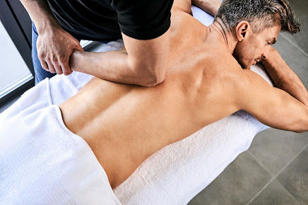  massage,therapy,wellness,relaxation,health  