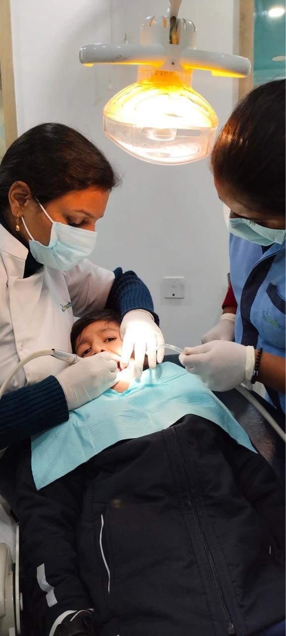 dentist,dental-care,child-patient,healthcare,clinic