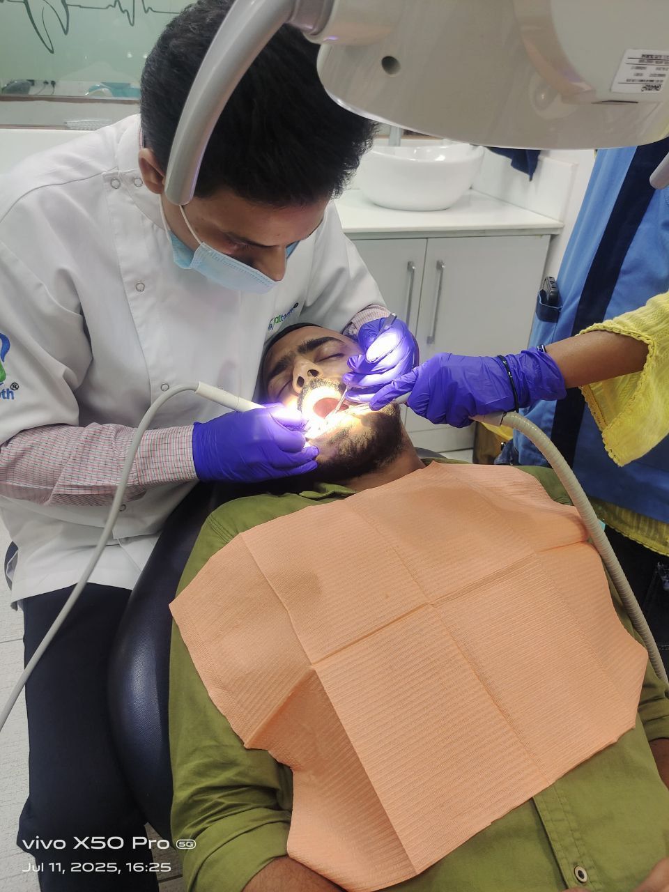  dentist,patient,clinic,service,dental-care 