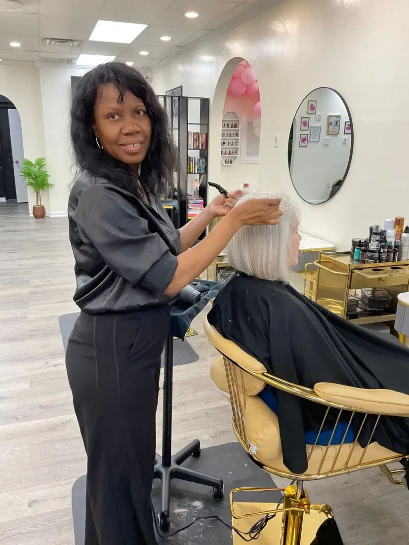 Haircut & Hair Styling