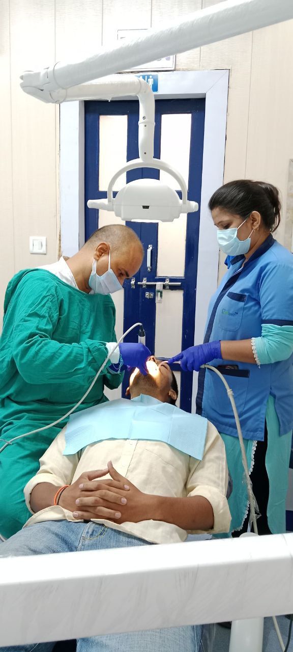  dentist,procedure,healthcare,clinic,patient,medical,professional  