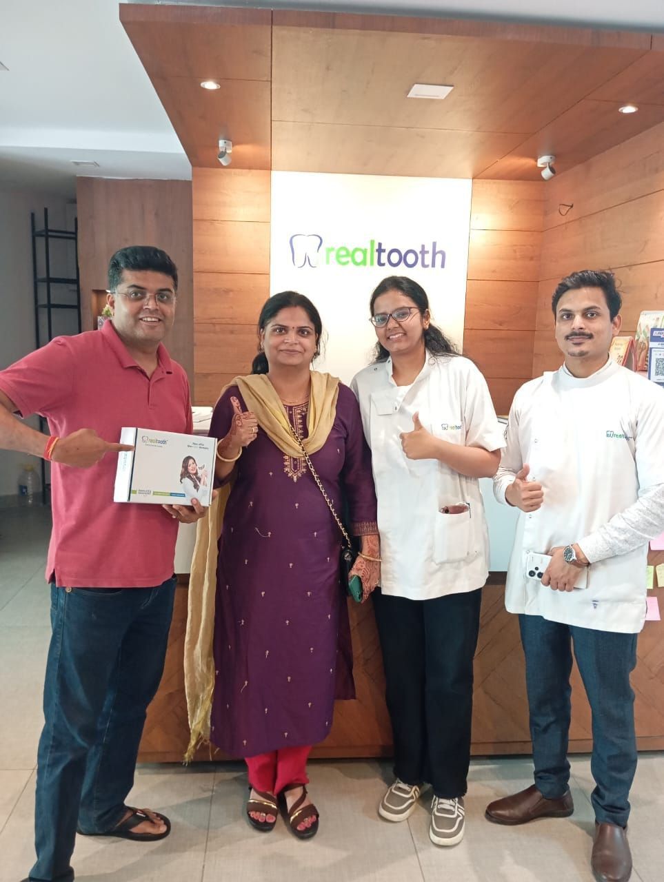  team,clinic,staff,smiling,casual,professional  
