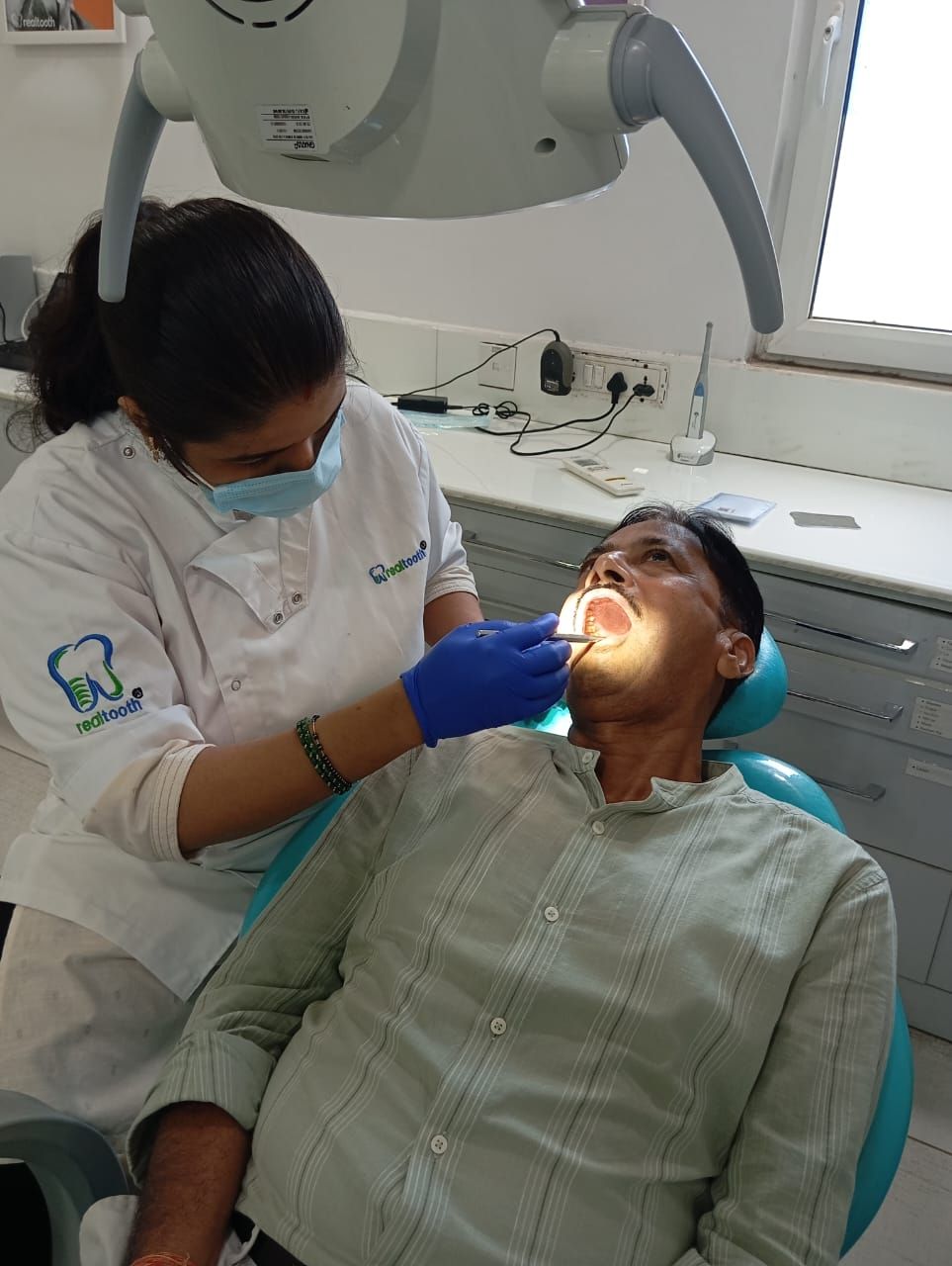  dental,caring,healthcare,professional,clinic  