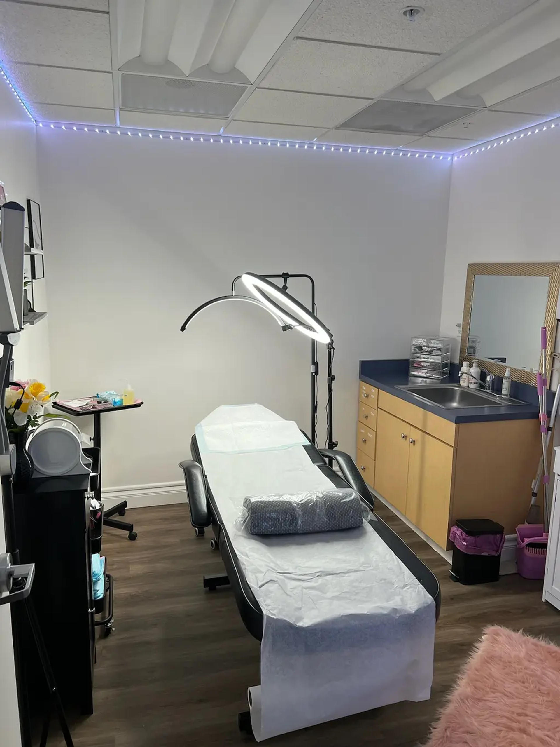 treatment room,spa,wellness,clean,professional