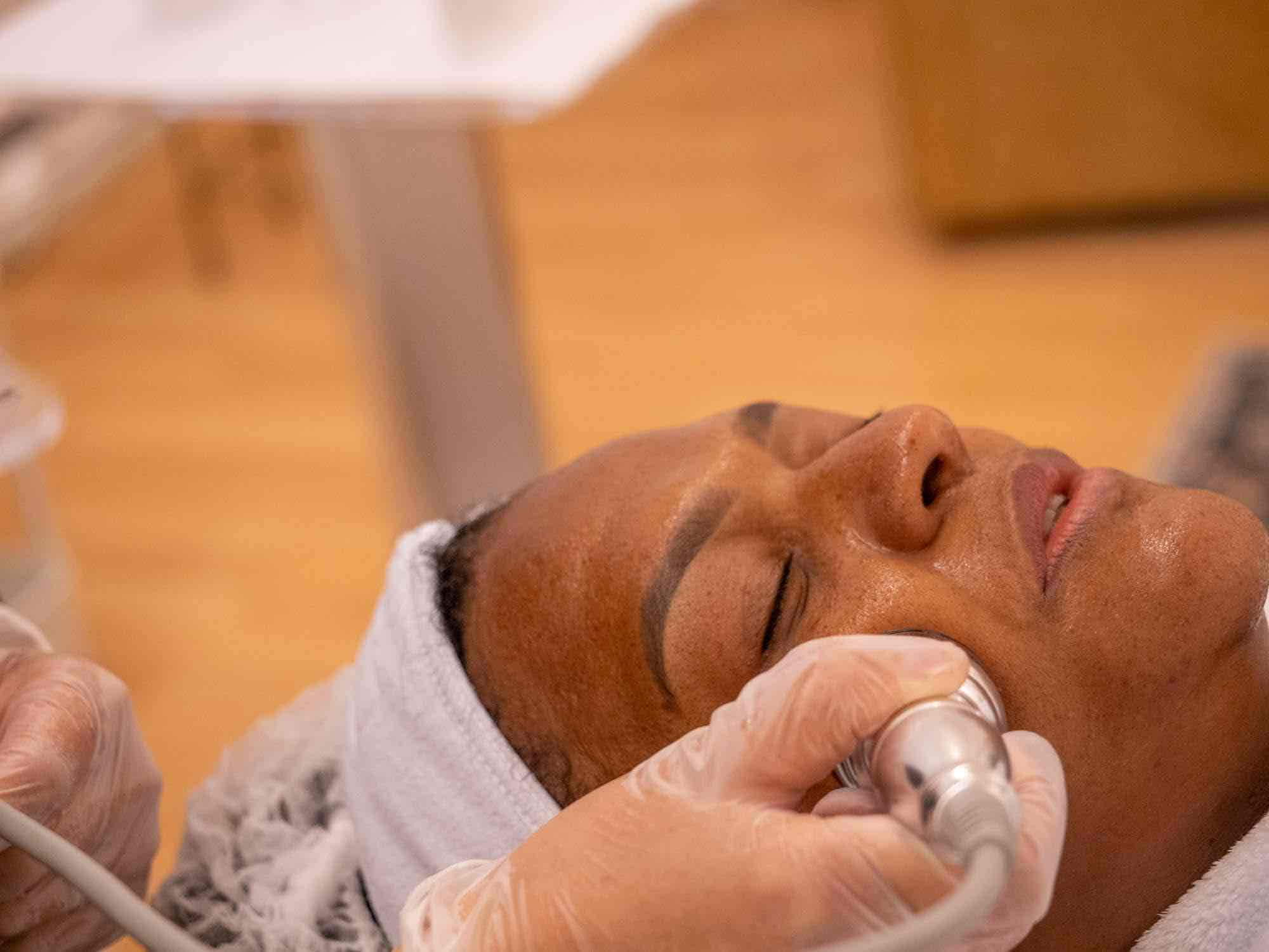  facial,skincare,beauty treatment,medspa  