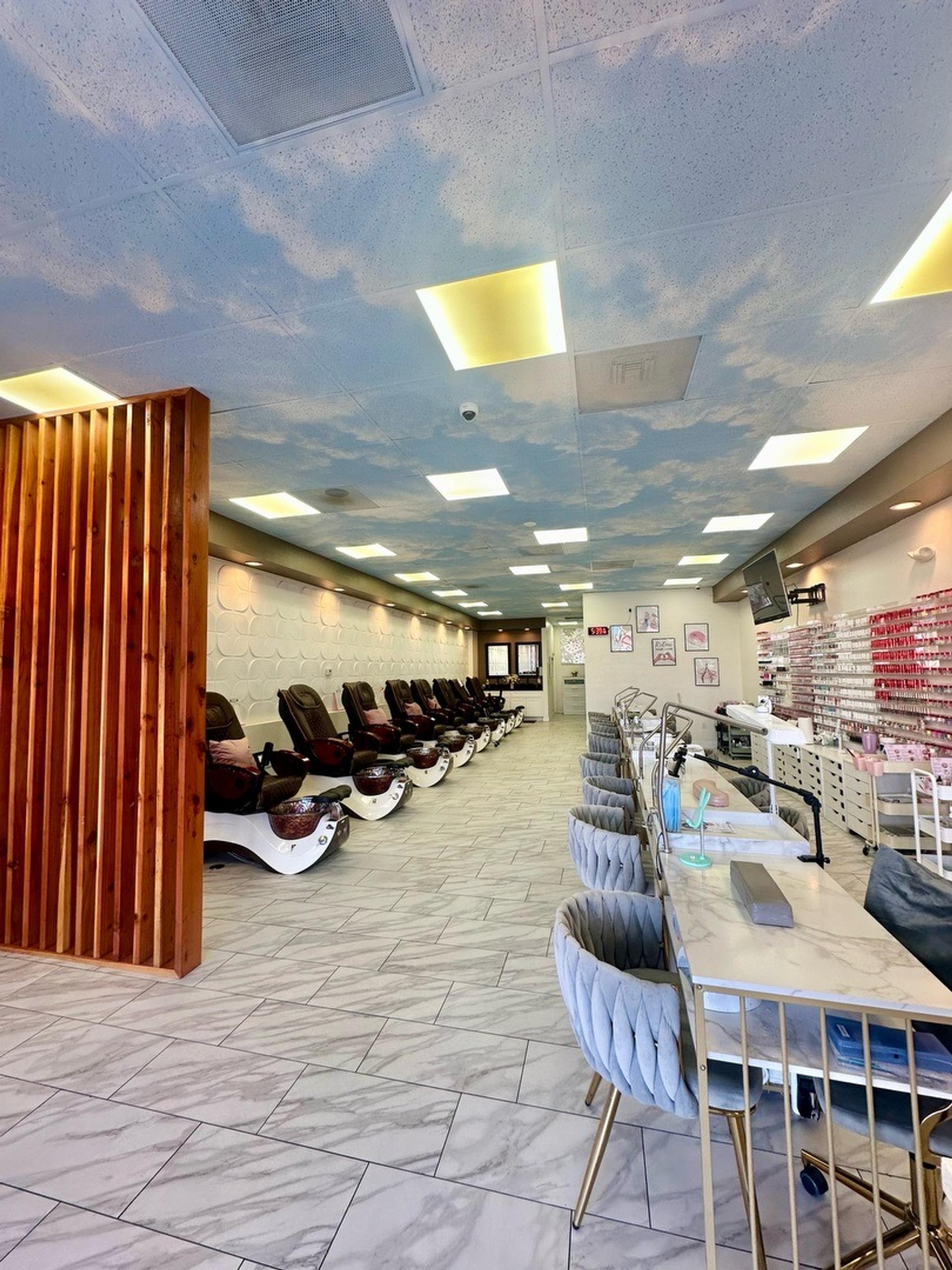 nail salon,interior design,manicure,pedicure chairs,modern,clean