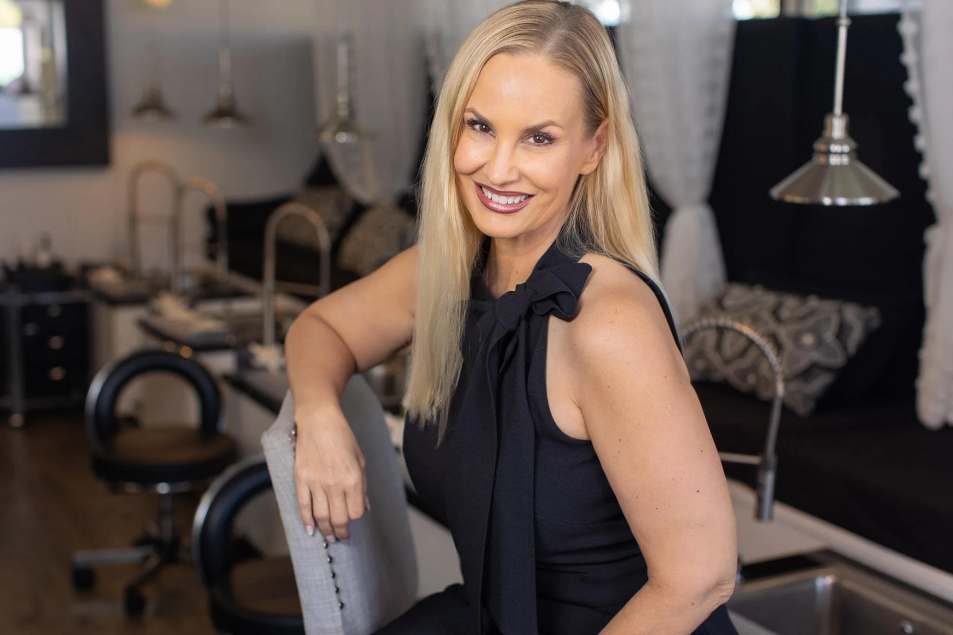 Dawn Lewis Profile Image