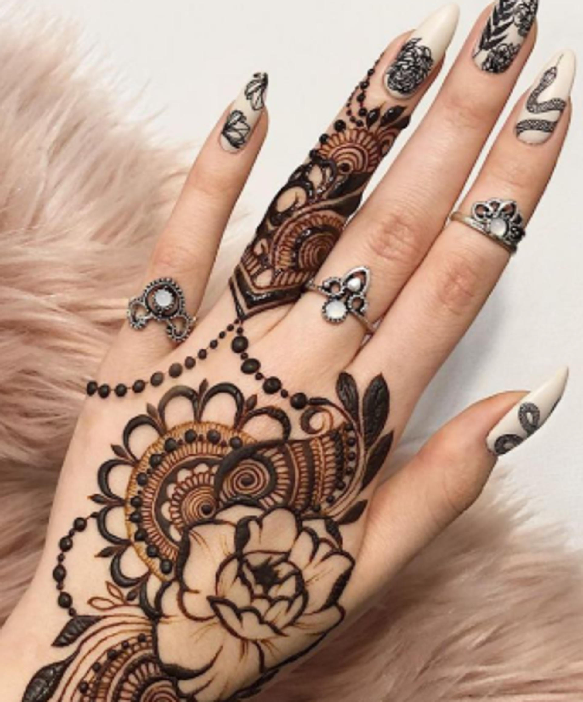Henna Tattoos