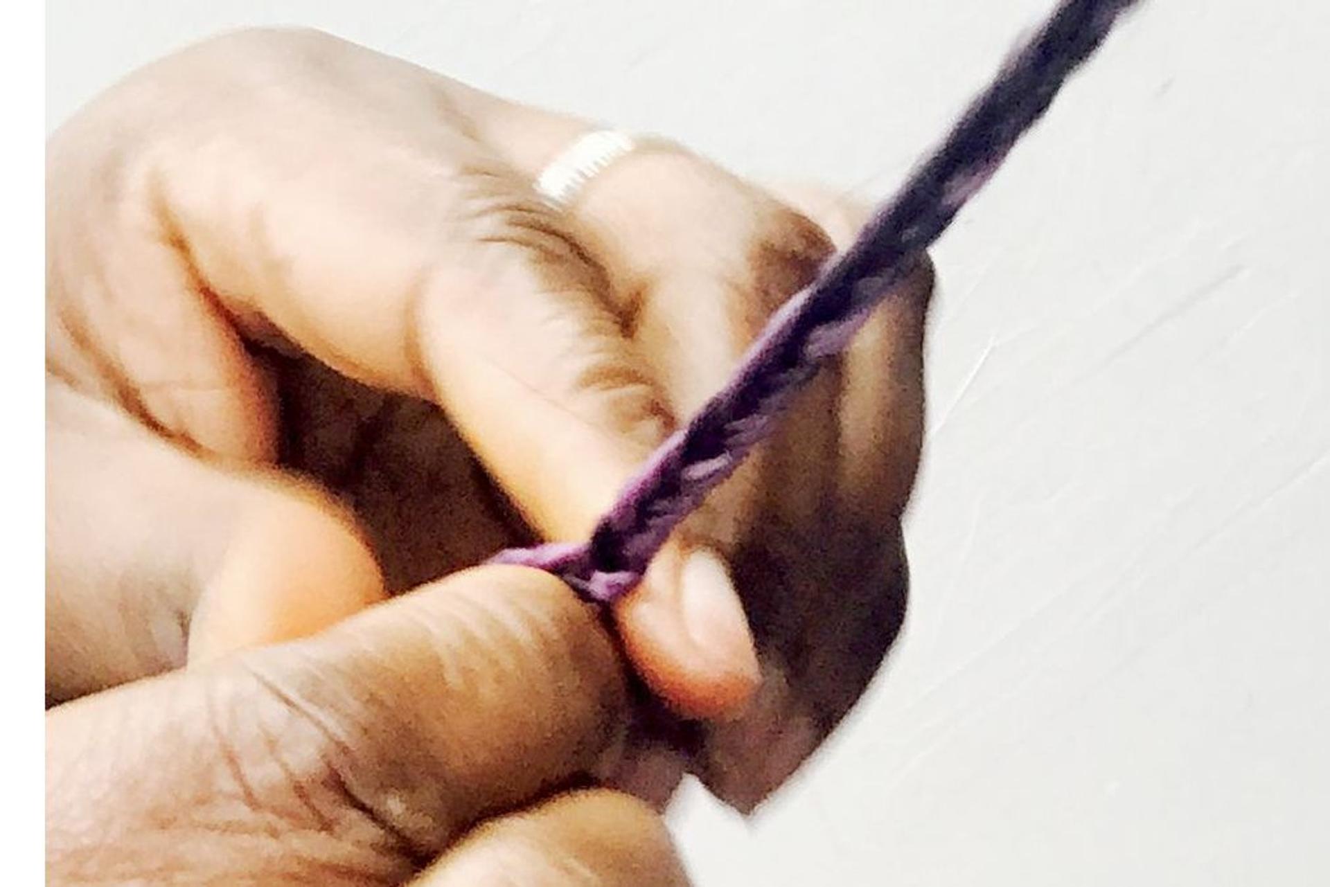 braiding,hands,close-up,hair service