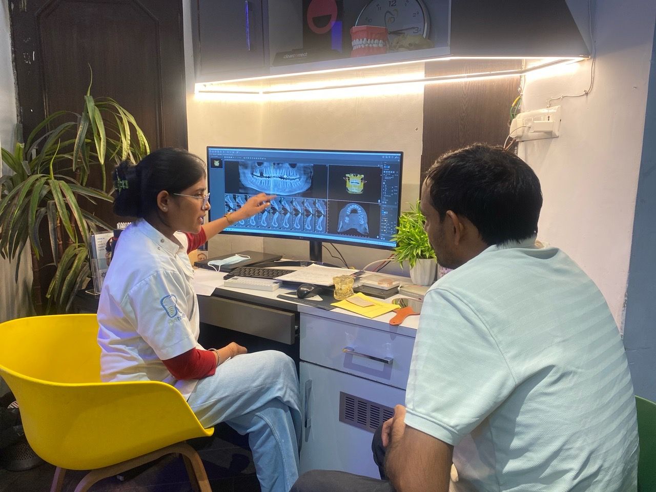  dental consultation,office,professional interaction,healthcare  