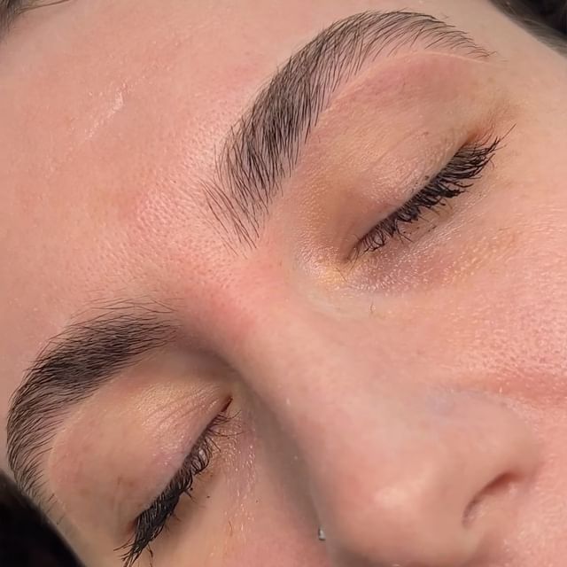Brow Sculpting