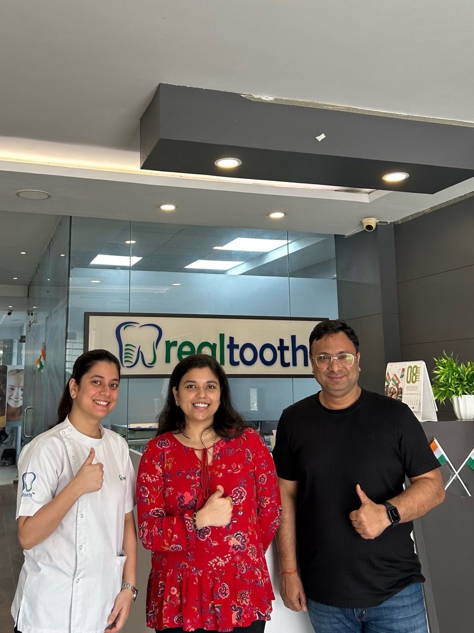  team,office,professional,smiling,thumbs-up  
