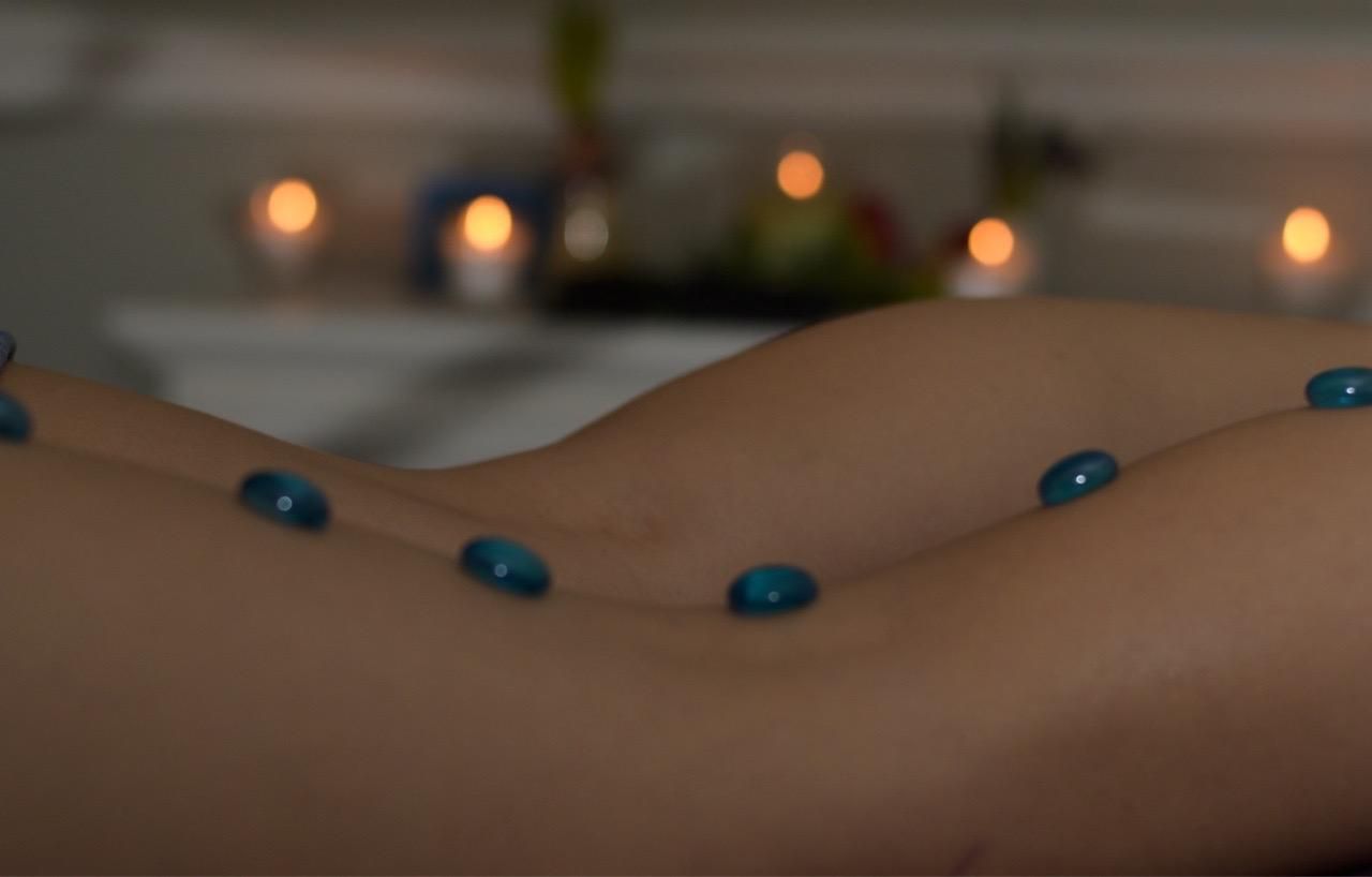  massage,spa,relaxation,hot stones,candles  