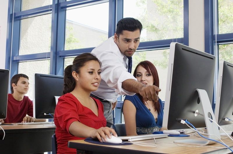 Prospek Kerja Sistem Informasi Guru TIK