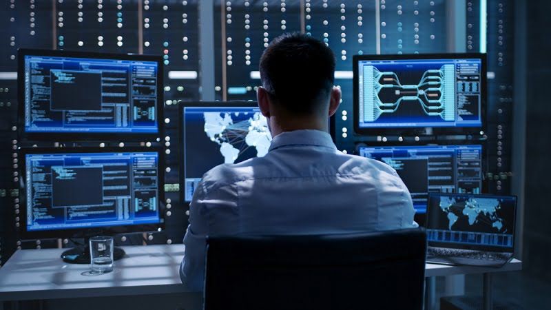 Prospek Kerja Sistem Informasi System Engineer