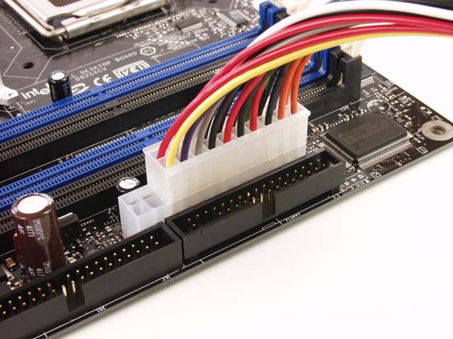 Fungsi Motherboard