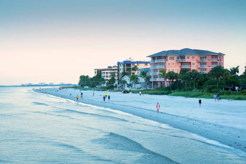 Luxury Tampa to Fort Myers Limo Service