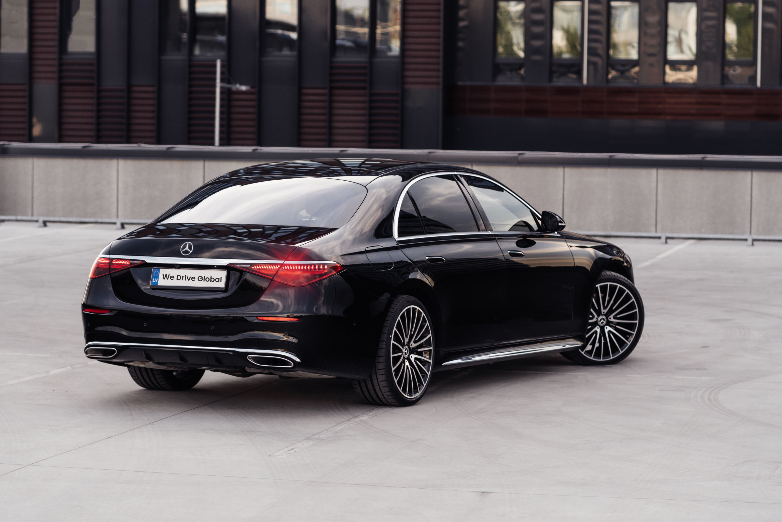 Why Choose We Drive Global for Airport Transfers in London?