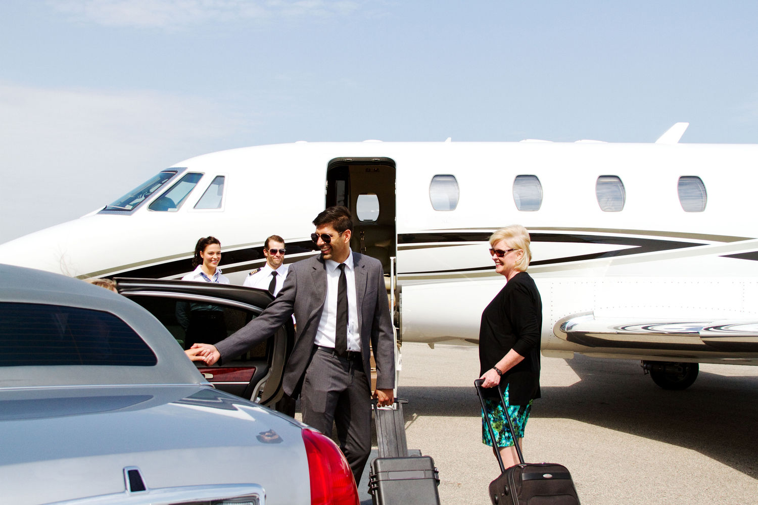 Luxury Airport Transfer At Los Angeles International Airport
