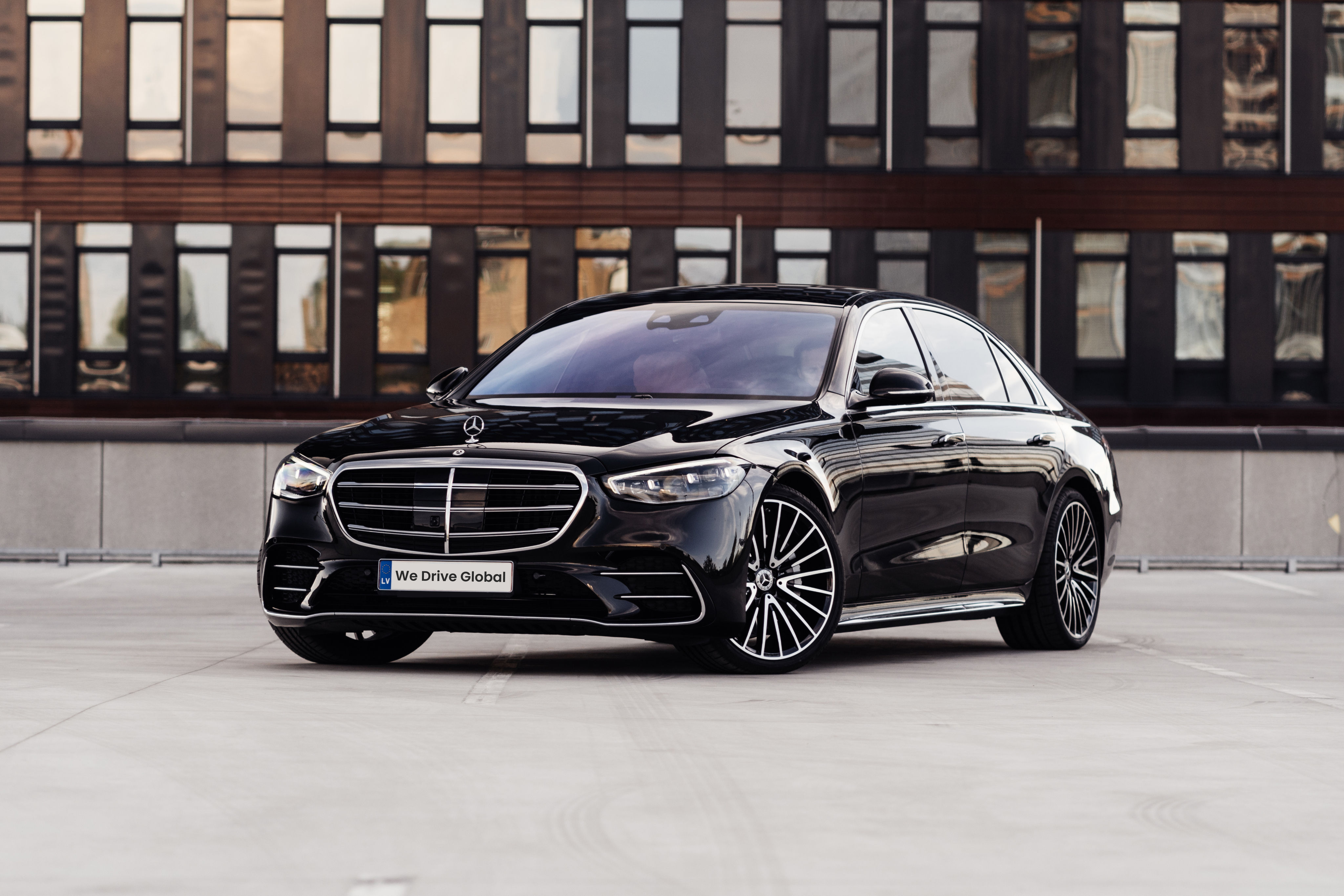 Book Your Limo Hire in London Today
