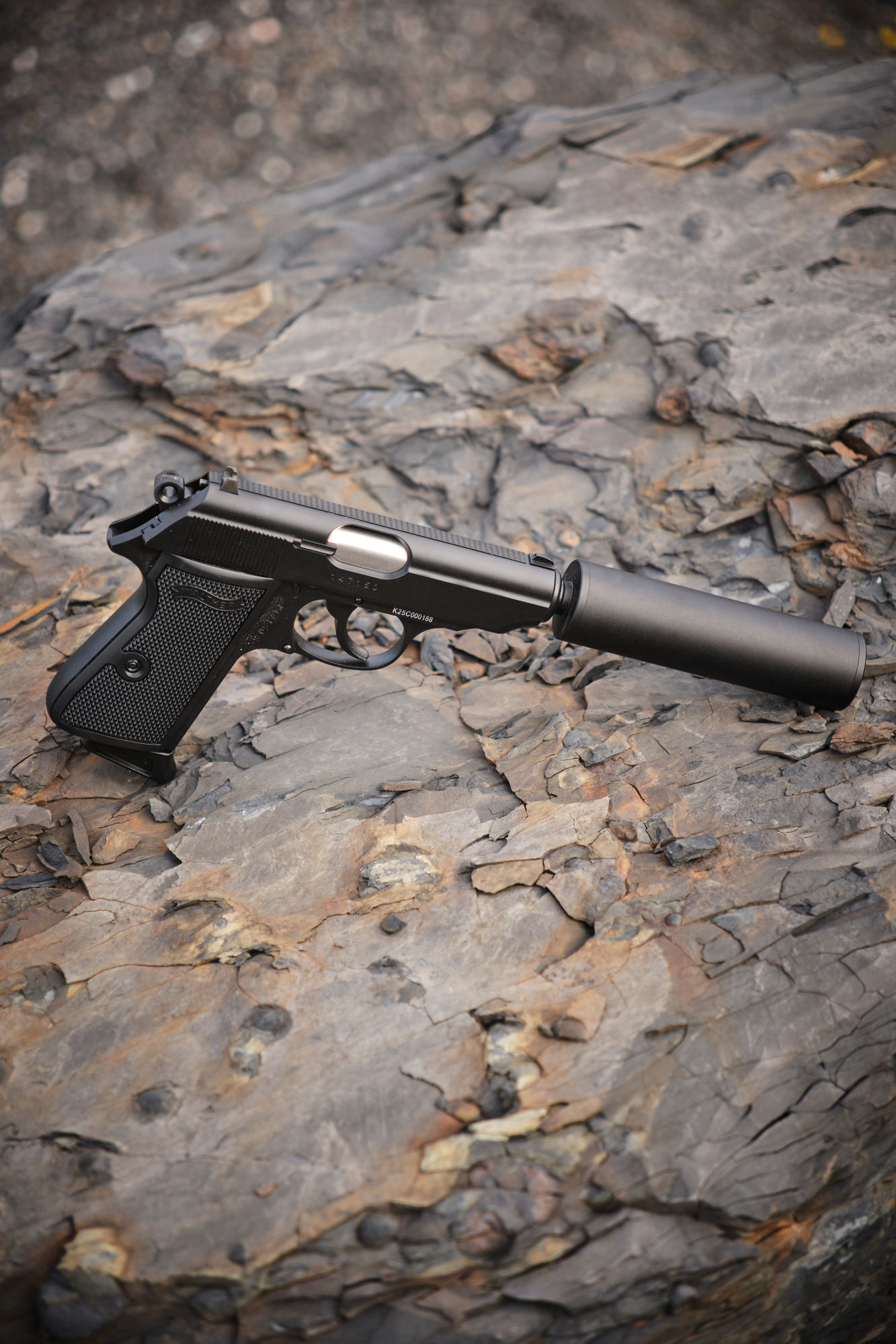 Products » Airsoft » Gas » 2.6558 » PPK/S Kit » www.umarex.com