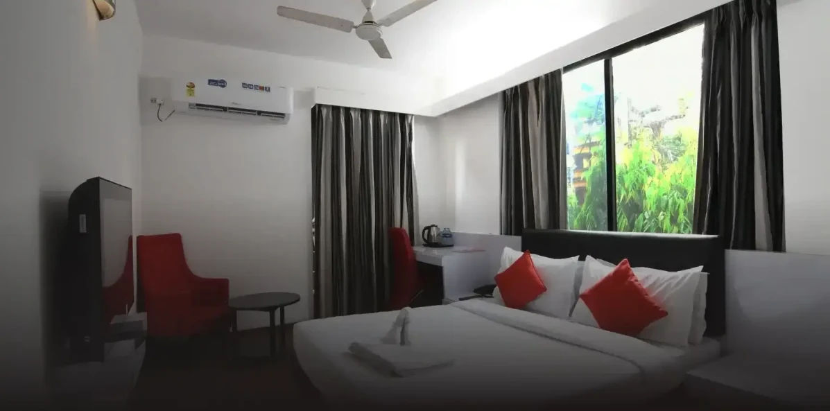 deluxe rooms hotel in ballygunge