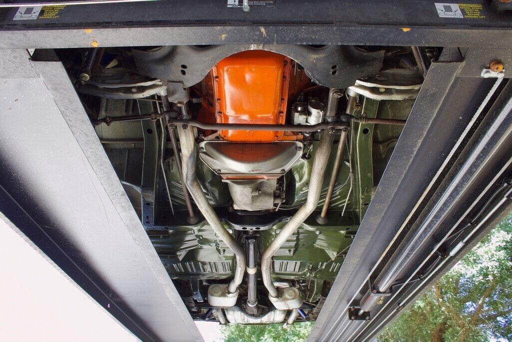 1969 Plymouth Road Runner 440 V8 / 4-SPD / Rotisserie Restored
