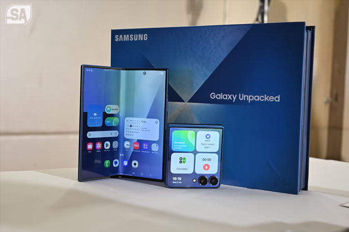 Galaxy Z Fold 7 & Flip 7 dengan Android 16 Galaxy Z Fold7 Android 16