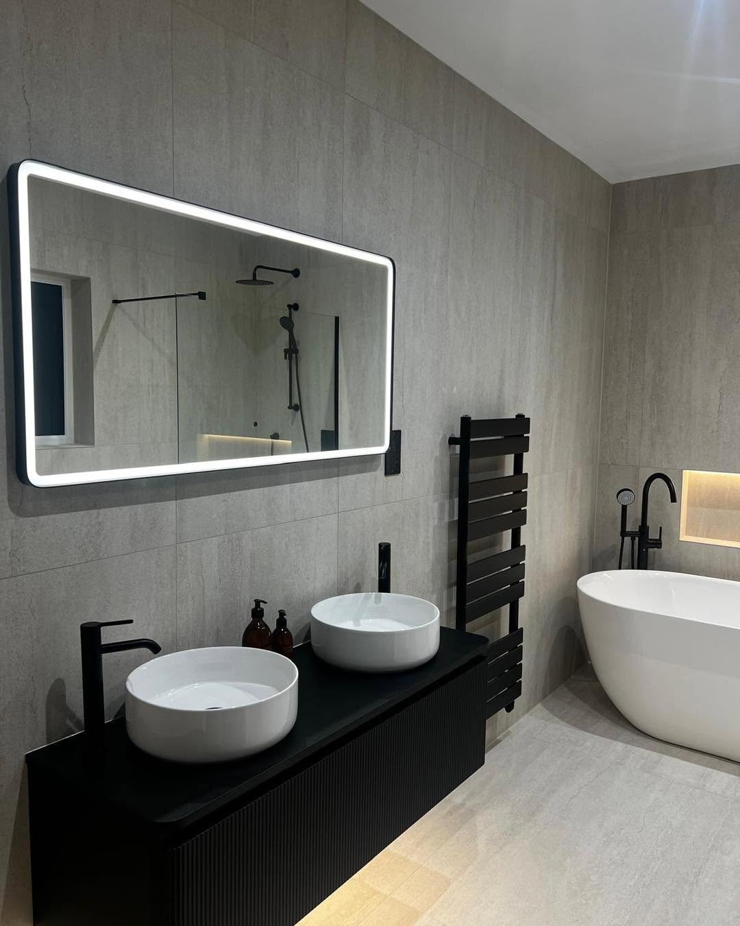 Bathrooms by LV