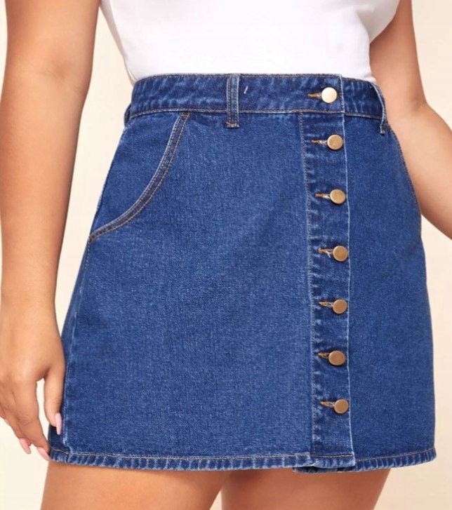 Jupe Courte en Jean Femme Taille Haute à Boutons Devant – Jupe Denim Bleue Tendance - vue 2