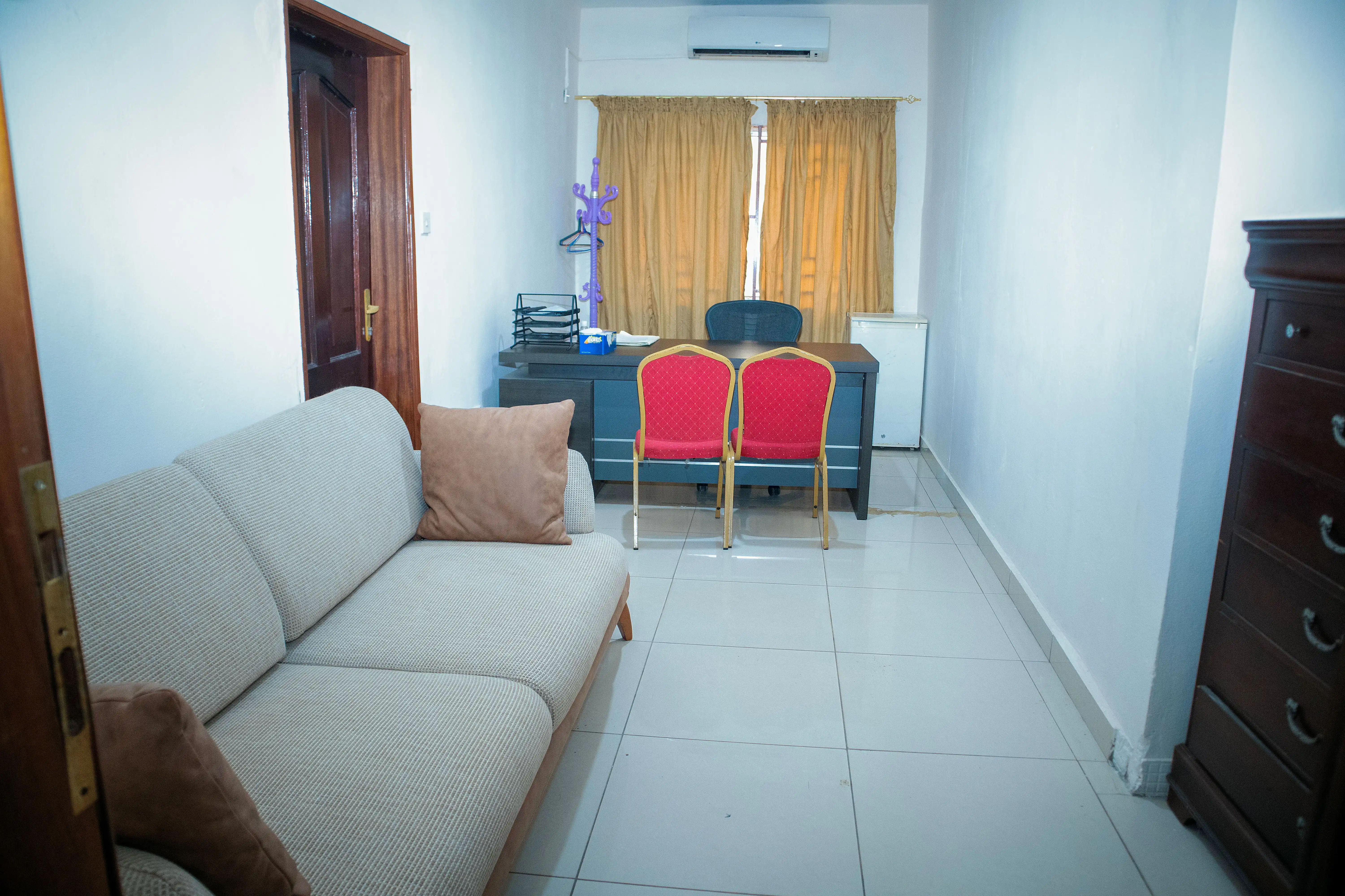 Office Environment 7