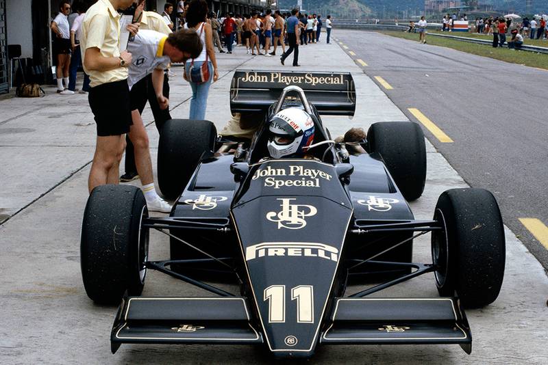 Elio de Angelis (Lotus 91 Ford), was disqualified after he changed car after the parade lap.