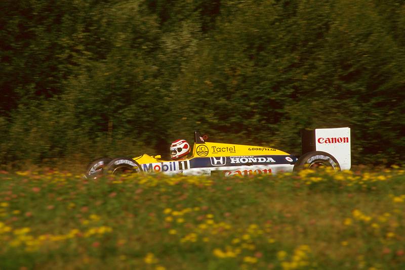 Nelson Piquet in his Williams FW11B Honda.