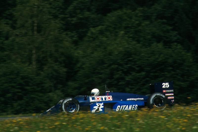 Rene Arnoux drives his Ligier JS29C.