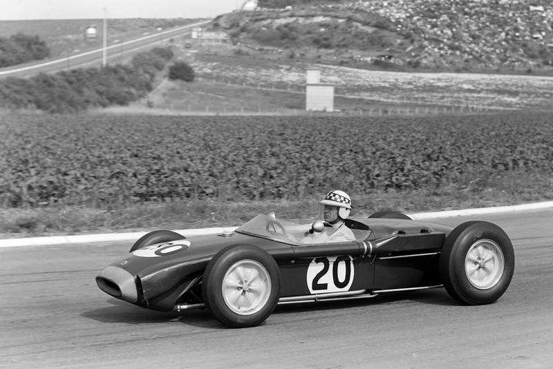Ireland managed to qualify his Lotus to 4th