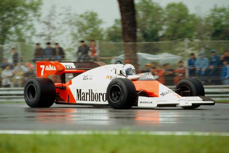 Alain Prost in 1st position.