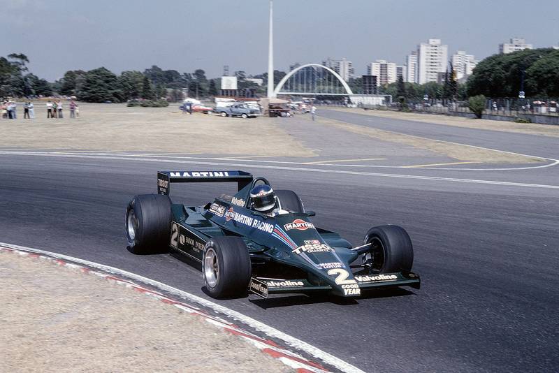 Carlos Reutemann (Lotus) driving at the 1979 Argentine Grand Prix, Buenos Aires.
