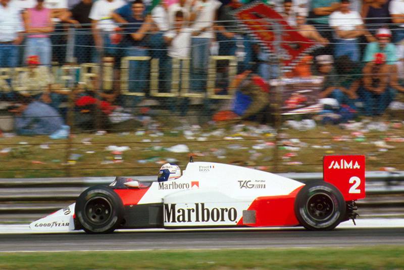 Alain Prost in 1st position.