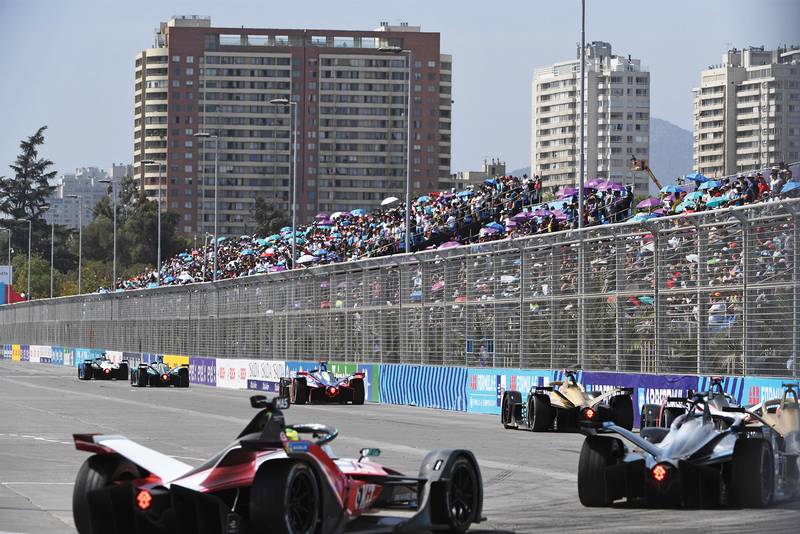 PARQUE O'HIGGINS CIRCUIT, CHILE - JANUARY 18: Maximilian Günther (DEU), BMW I Andretti Motorsports, BMW iFE.20 leads Mitch Evans (NZL), Panasonic Jaguar Racing, Jaguar I-Type 4 and Pascal Wehrlein (DEU), Mahindra Racing, M6Electro during the Santiago E-prix at Parque O'Higgins Circuit on January 18, 2020 in Parque O'Higgins Circuit, Chile.