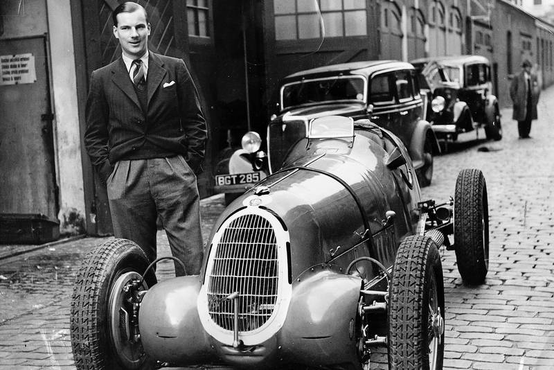 Dick Seaman with the winning Alfa Romeo Tipo-C 8C-35