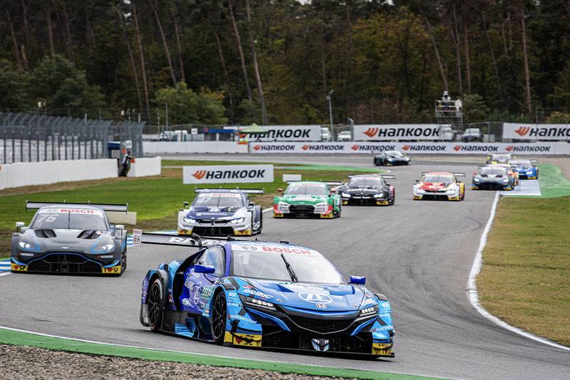 Honda and Aston Martin in DTM