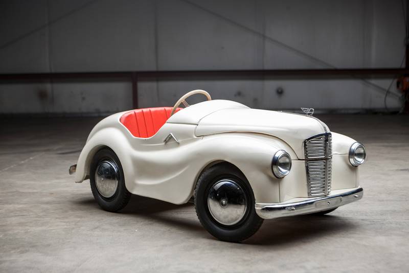 J40 pedal car