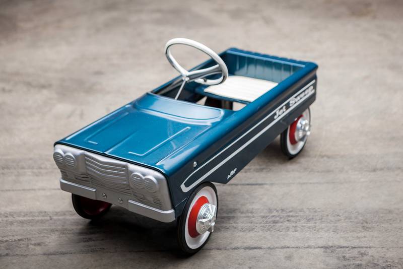 Jet Sweep pedal car